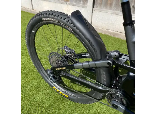 RRP ProGuard Rear Plain Standard blatník Black