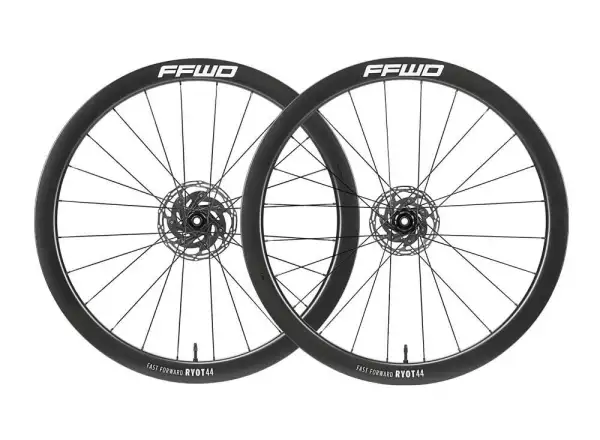 FFWD RYOT44 V2 FFWD N/Gage 2:1 silniční zapletená kola White