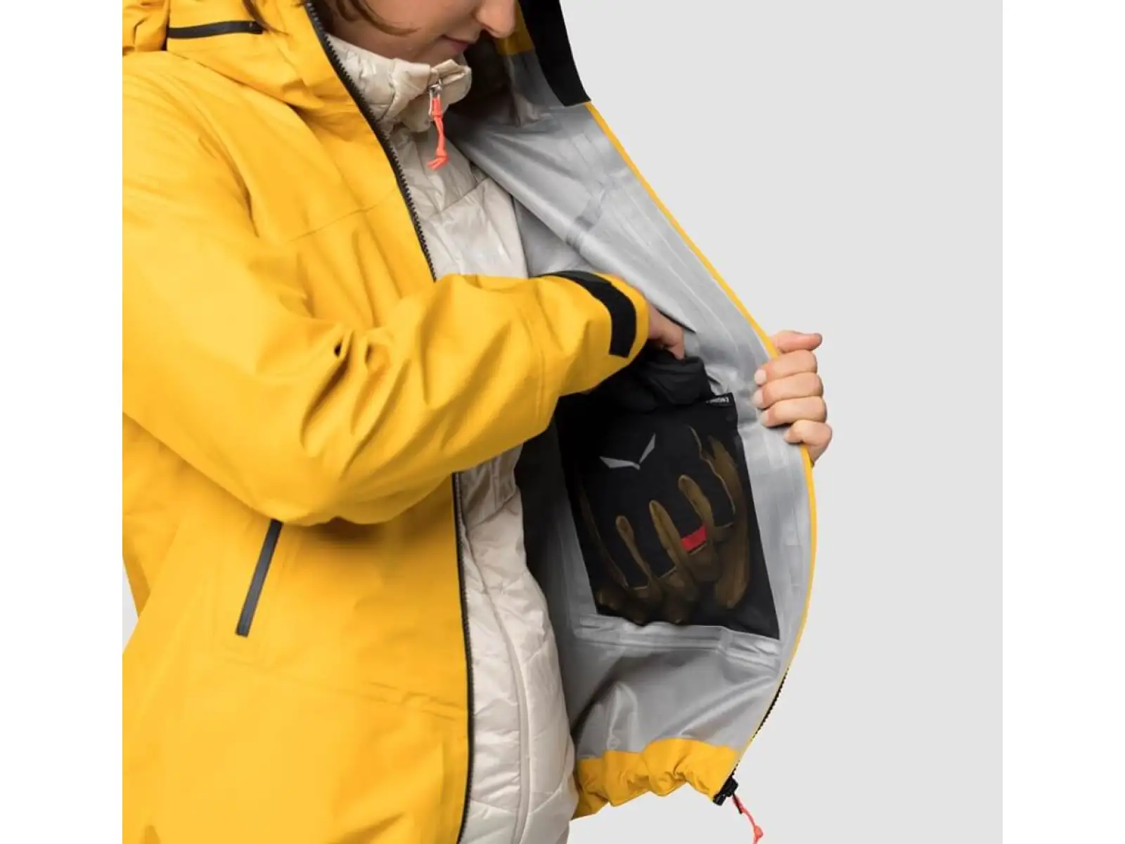 Salewa Ortles Gore-Tex 3L dámská bunda gold