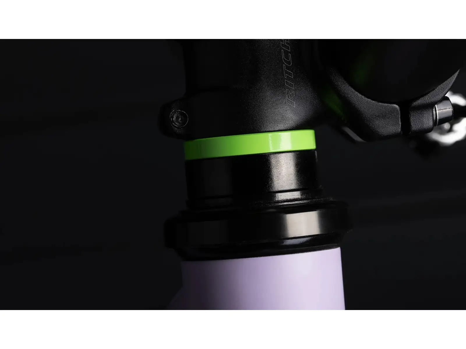 Early Rider Seeker 14 dětské kolo Violet Haze