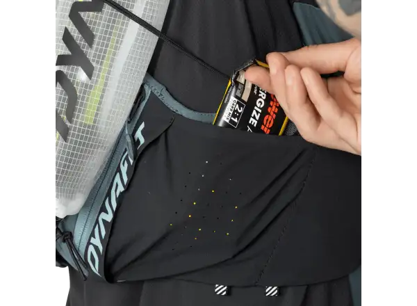 Dynafit Ultra 12 l běžecká vesta Cloud Blue/Cinder