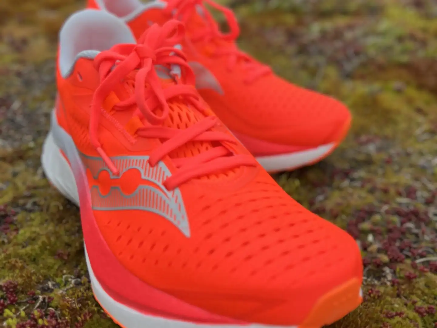 Saucony Endorphin Speed: boty pro běh s větrem o závod