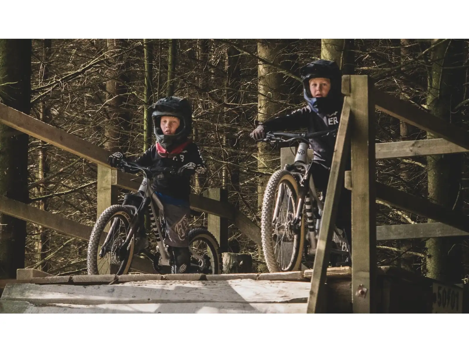 Early Rider Hellion X24 dětské kolo Raw