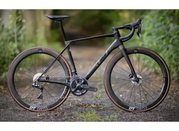 Superior X-Road Team Issue R silniční kolo Matte Black/Stealth Chrome