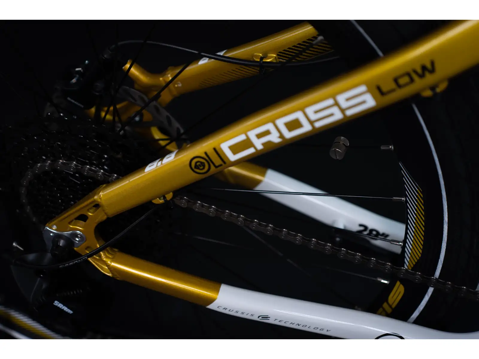 Crussis OLI Cross low 8.8-M krosové elektrokolo