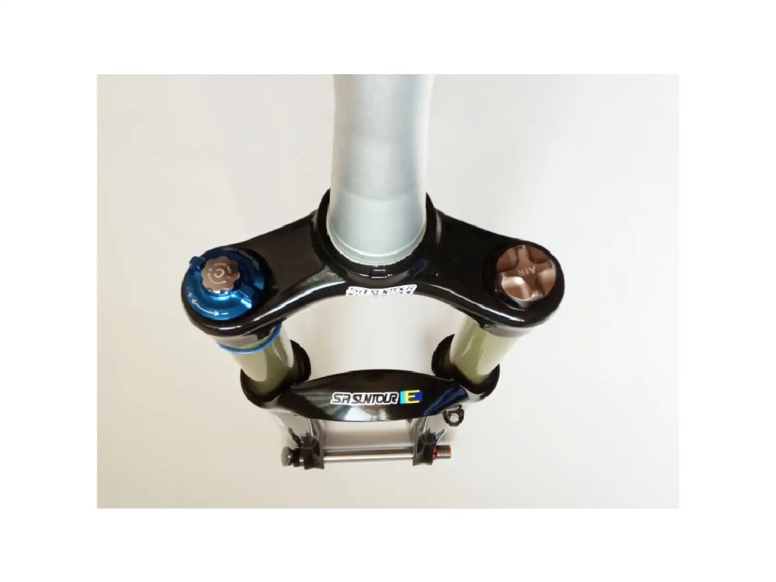 SR Suntour Epixon Elite TR RC2 130 mm 27,5" odpružená vidlice