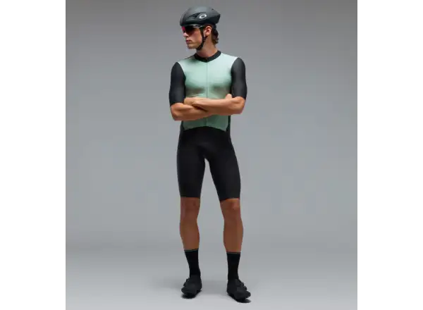 Oakley Endurance pánské kraťasy s vložkou a laclem Pitch Black