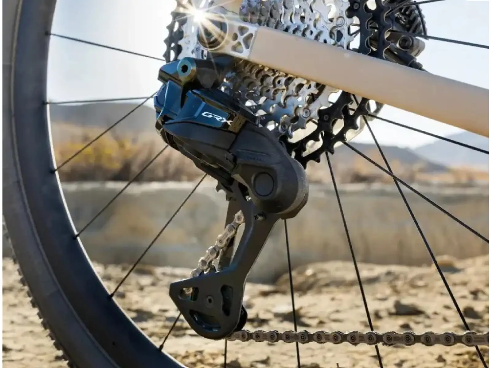 Shimano GRX RD-RX827 SGS Di2 přehazovačka