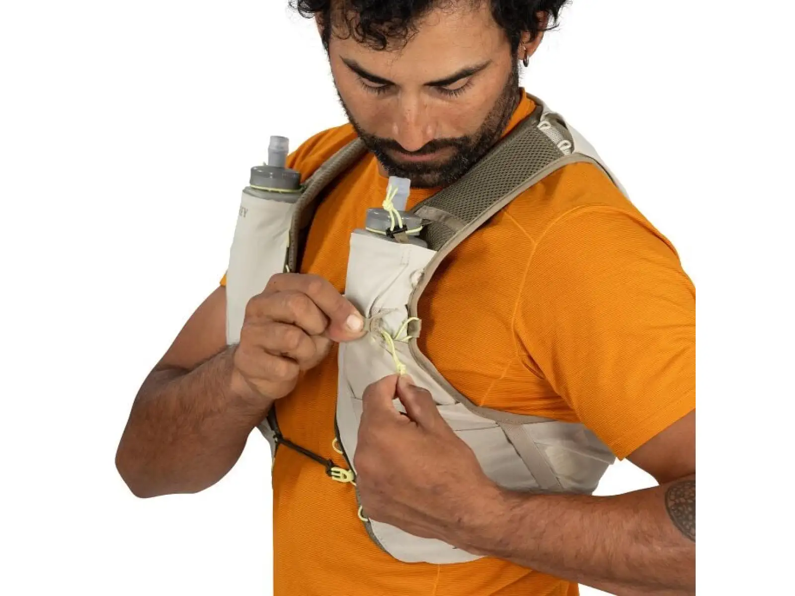 Osprey  Duro 6 běžecká vesta Sandy Grey