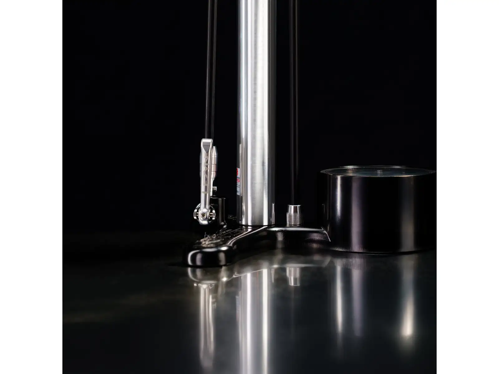 Lezyne Alloy Floor Drive 3.5 dílenská pumpa s hlavicí Presta Pro