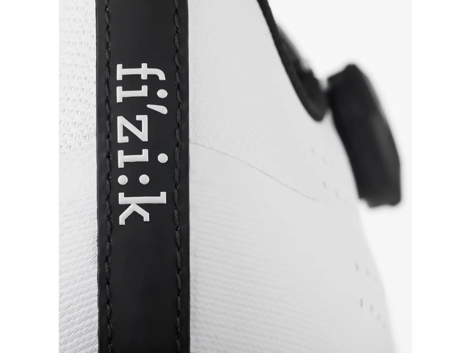 Fizik Tempo Overcurve R4 Wide silniční pánské tretry White/Black