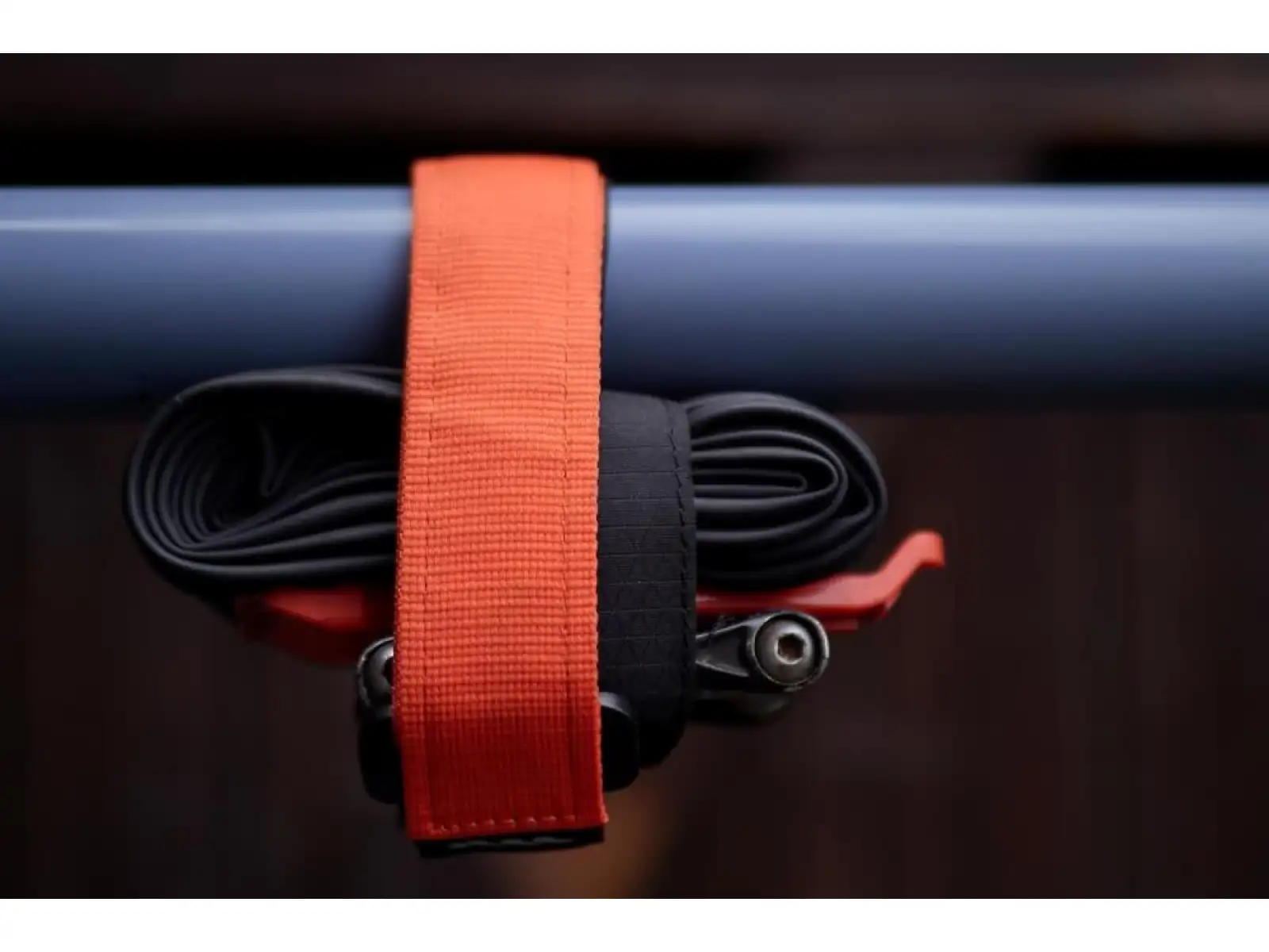 All Mountain Style Velcro Strap páska na suchý zip Red