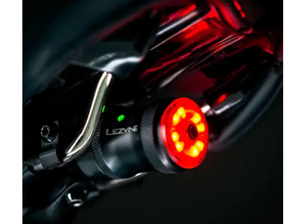 Lezyne Saddle Drive 250 podsedlové zadní světlo Matte Black