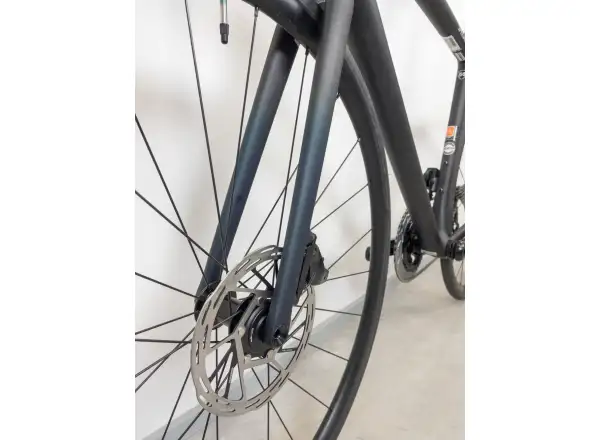 Specialized Aethos Comp Rival eTap AXS Satin Carbon silniční kolo