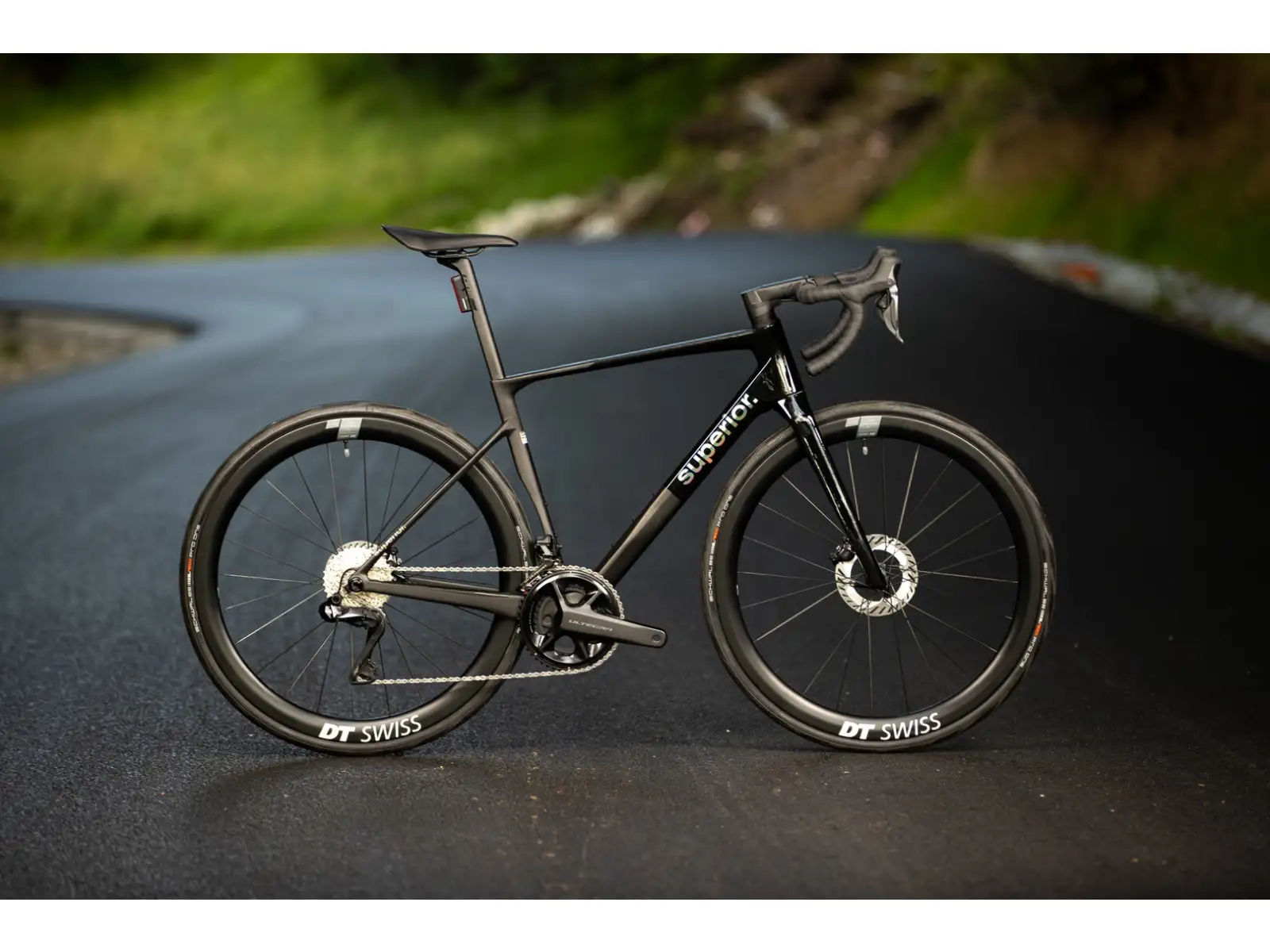 Superior XR 9.7 GF silniční kolo Gloss Rainbow Black / Carbon