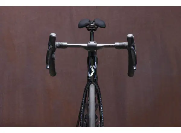 Liv EnviLiv Advanced Pro dámské silniční kolo Carbon