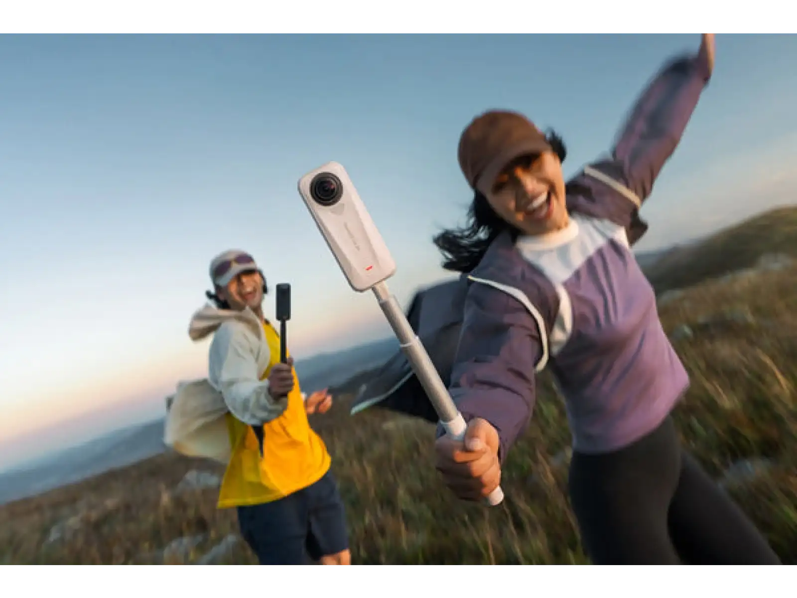 Insta360 X4 Air kamera Starter Bundle bílá