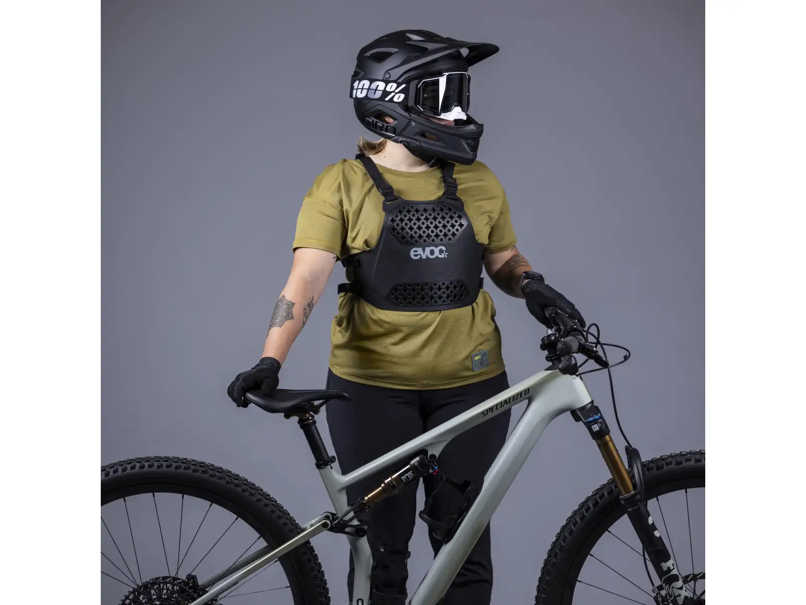 Evoc Torso Protector chránič hrudníku Black
