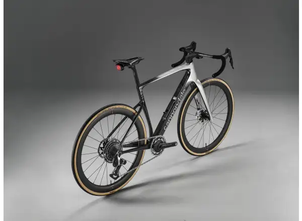 Cannondale Synapse LAB71 SMARTSENSE silniční kolo Black Marble (BMB)