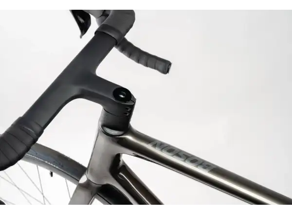 Isaac Boson 105 Di2 + FFWD Tyro 2 silniční kolo Sonic Silver