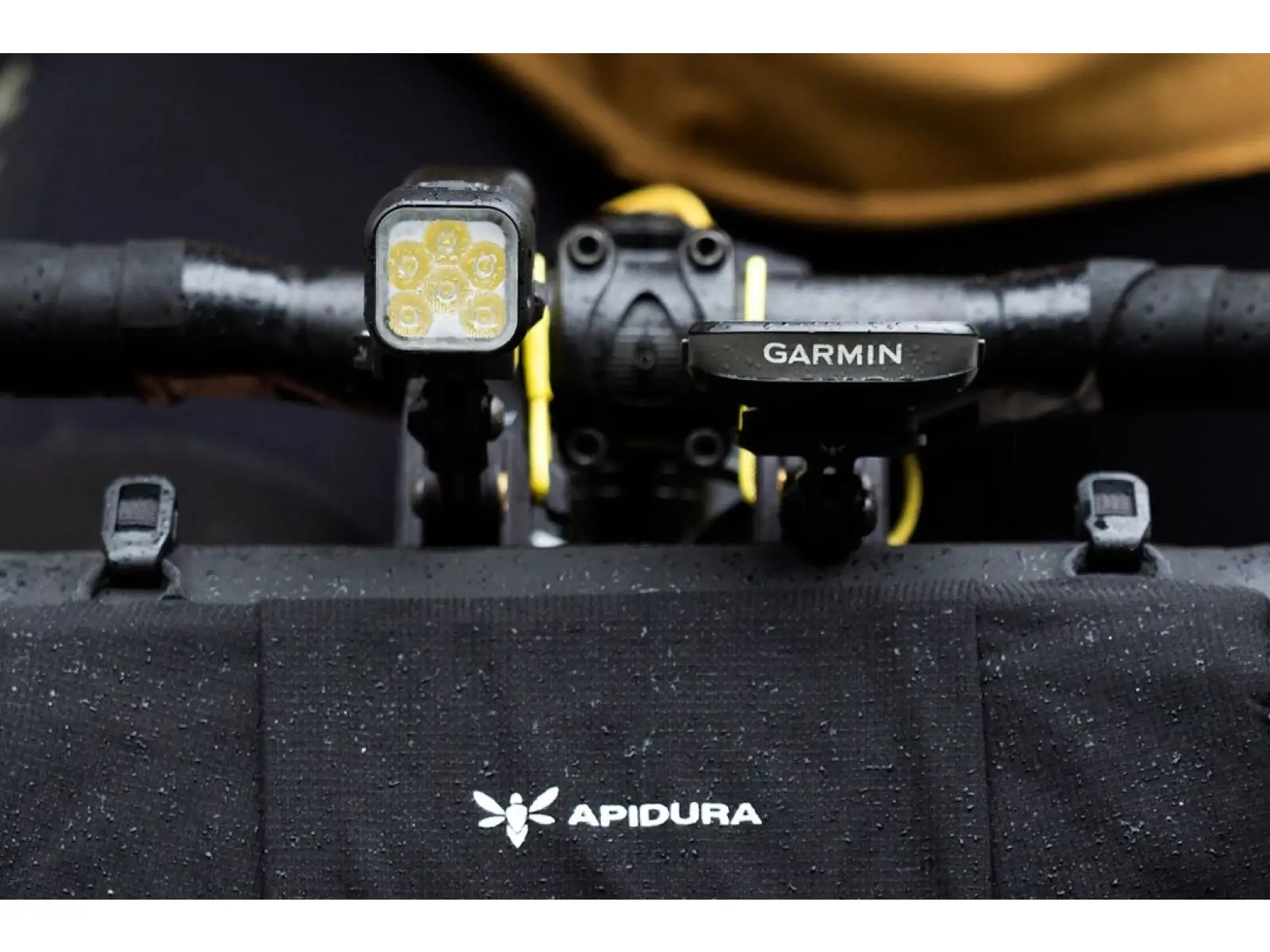 Apidura Expedition Accessory Arm držák světla