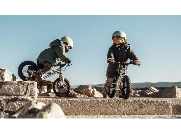 Early Rider Big Foot 12 dětské odrážedlo Sage Green