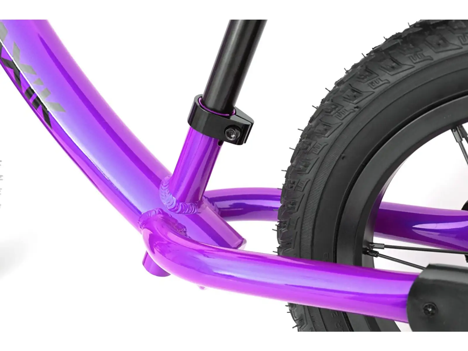 MAXÍK Evo Lite magenta/fialová dětské odrážedlo