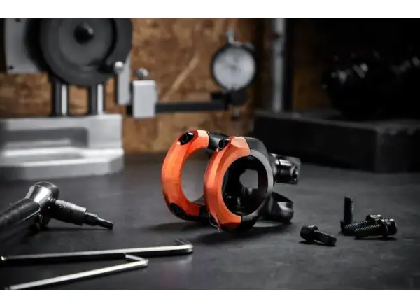 E-13 Plus 35 představec 50 mm Black/Naranja
