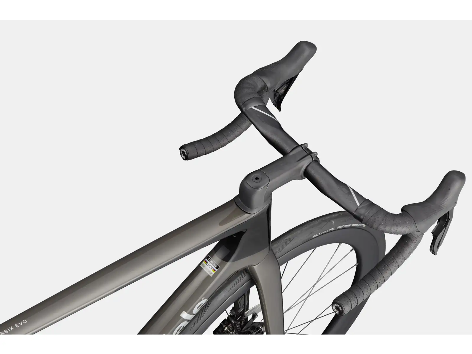 Cannondale SuperSix Evo 2 silniční kolo RAW