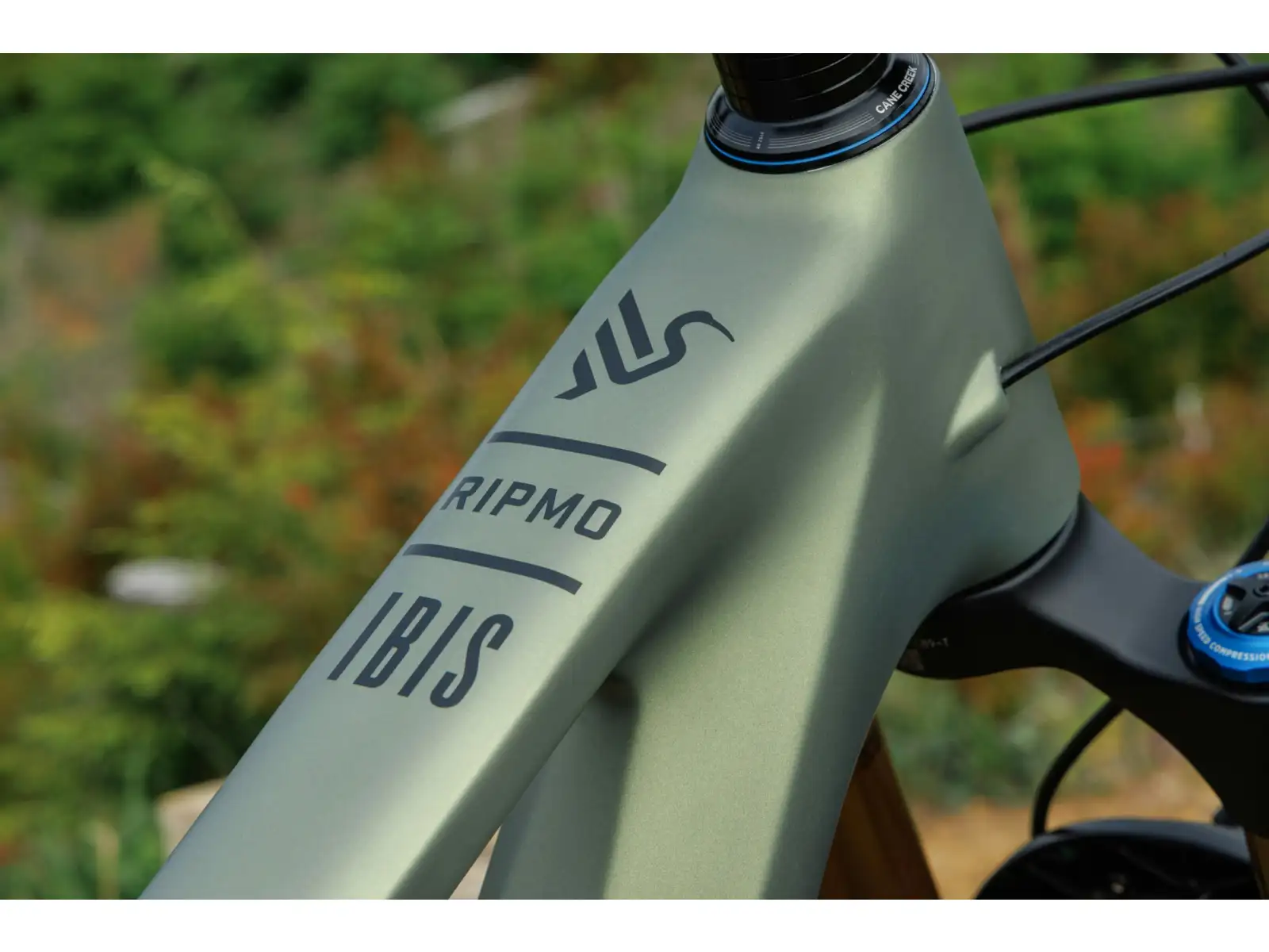 Ibis Ripmo V3 Eagle 90 horské kolo Olive Swamp Monster
