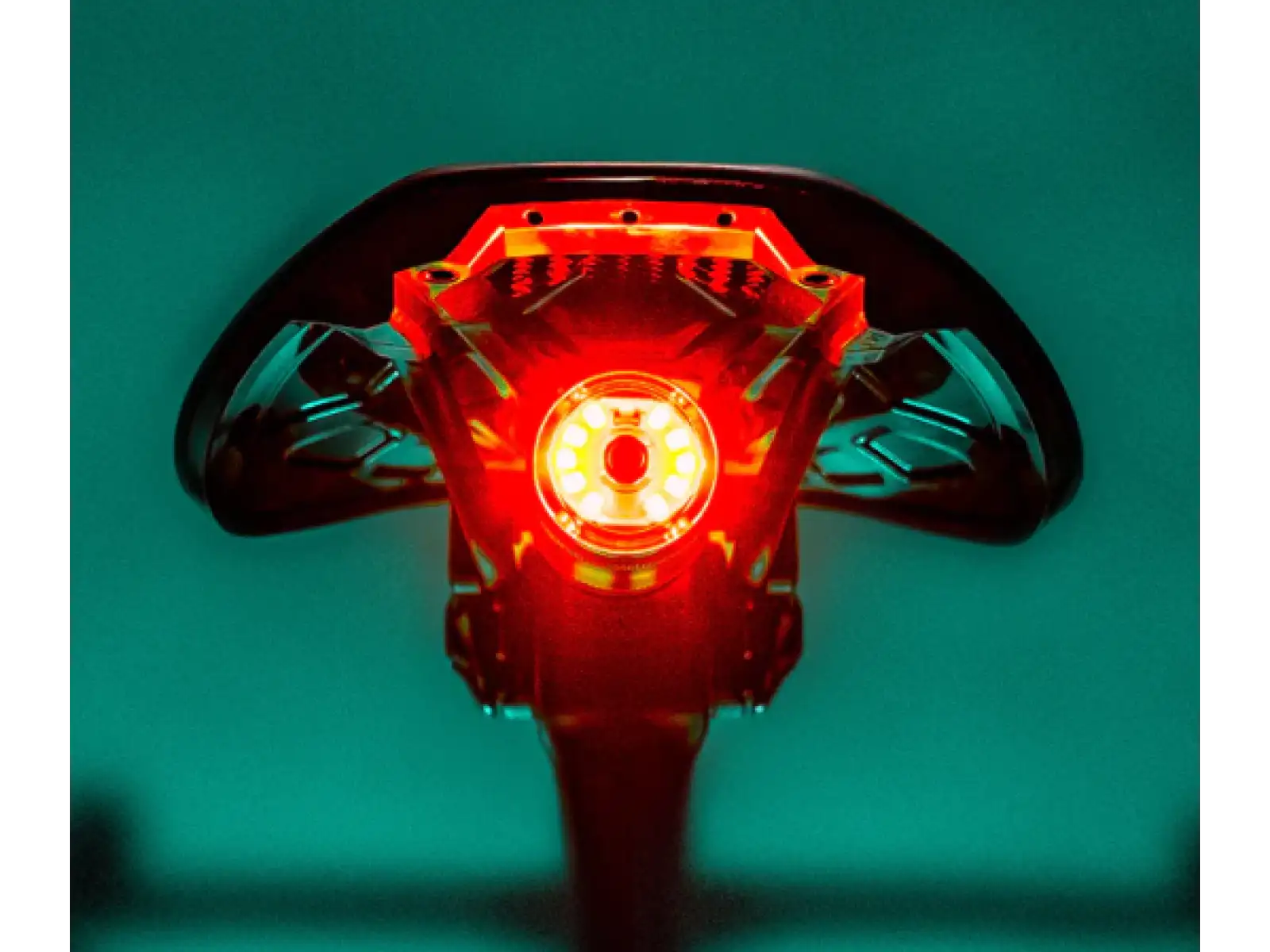 Lezyne Saddle Drive 250 podsedlové zadní světlo Matte Black