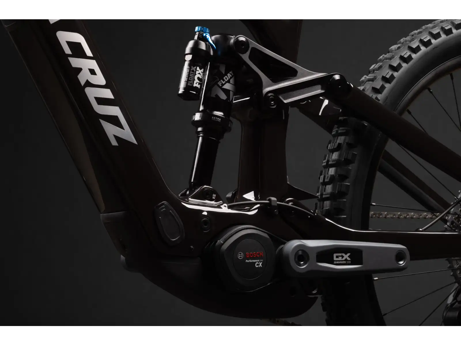 Santa Cruz Bullit 4 C MX 27 90 CH elektrokolo Matte Carbon