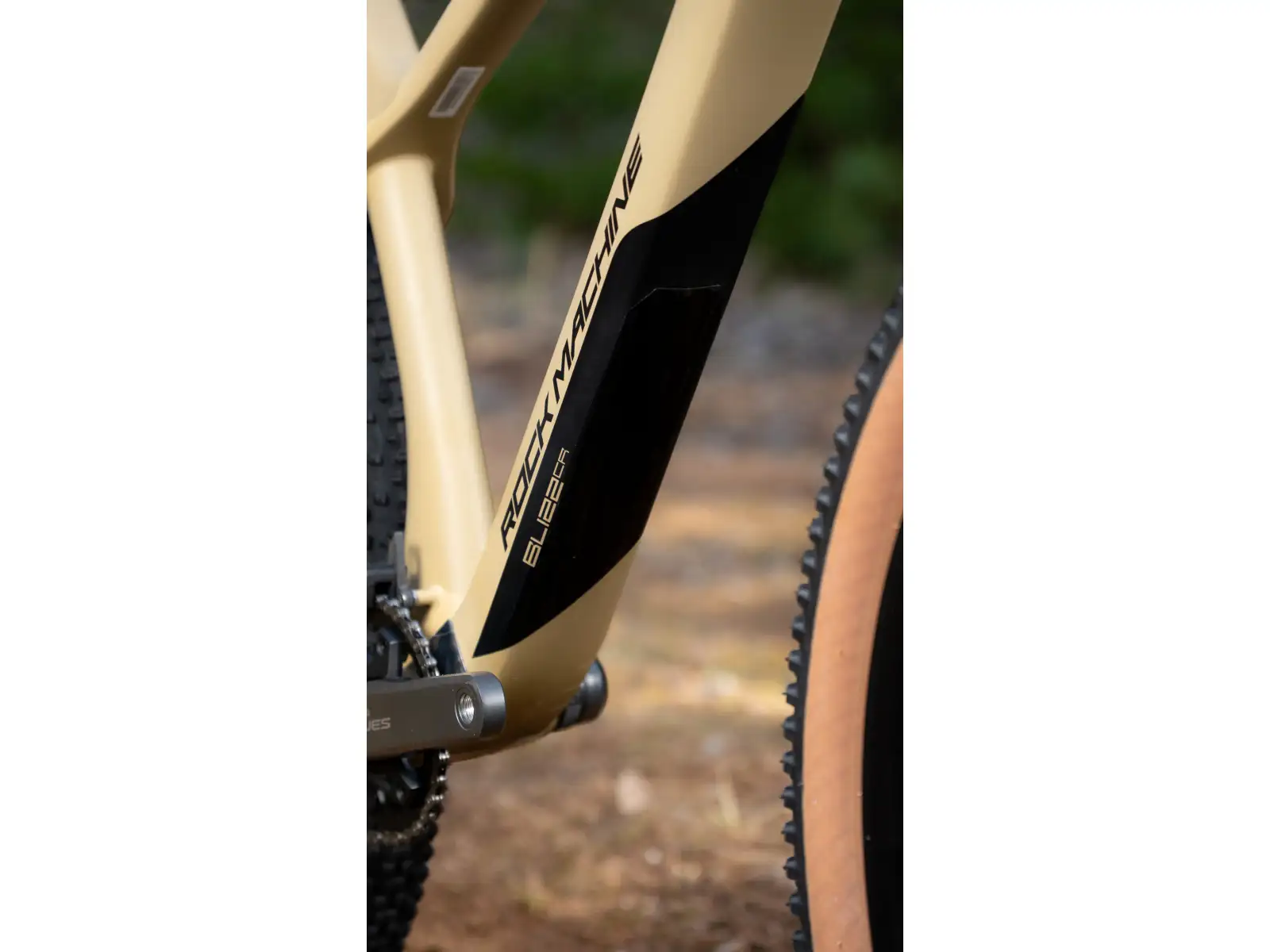 Rock Machine Blizz Cr 30 horské kolo 29" Matte Sand