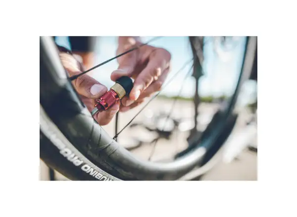 Lezyne Sport Digital Drive pumpa černá