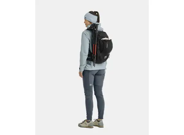 Ortovox Traverse 18 S horolezecký batoh 18 l Glacier Grey