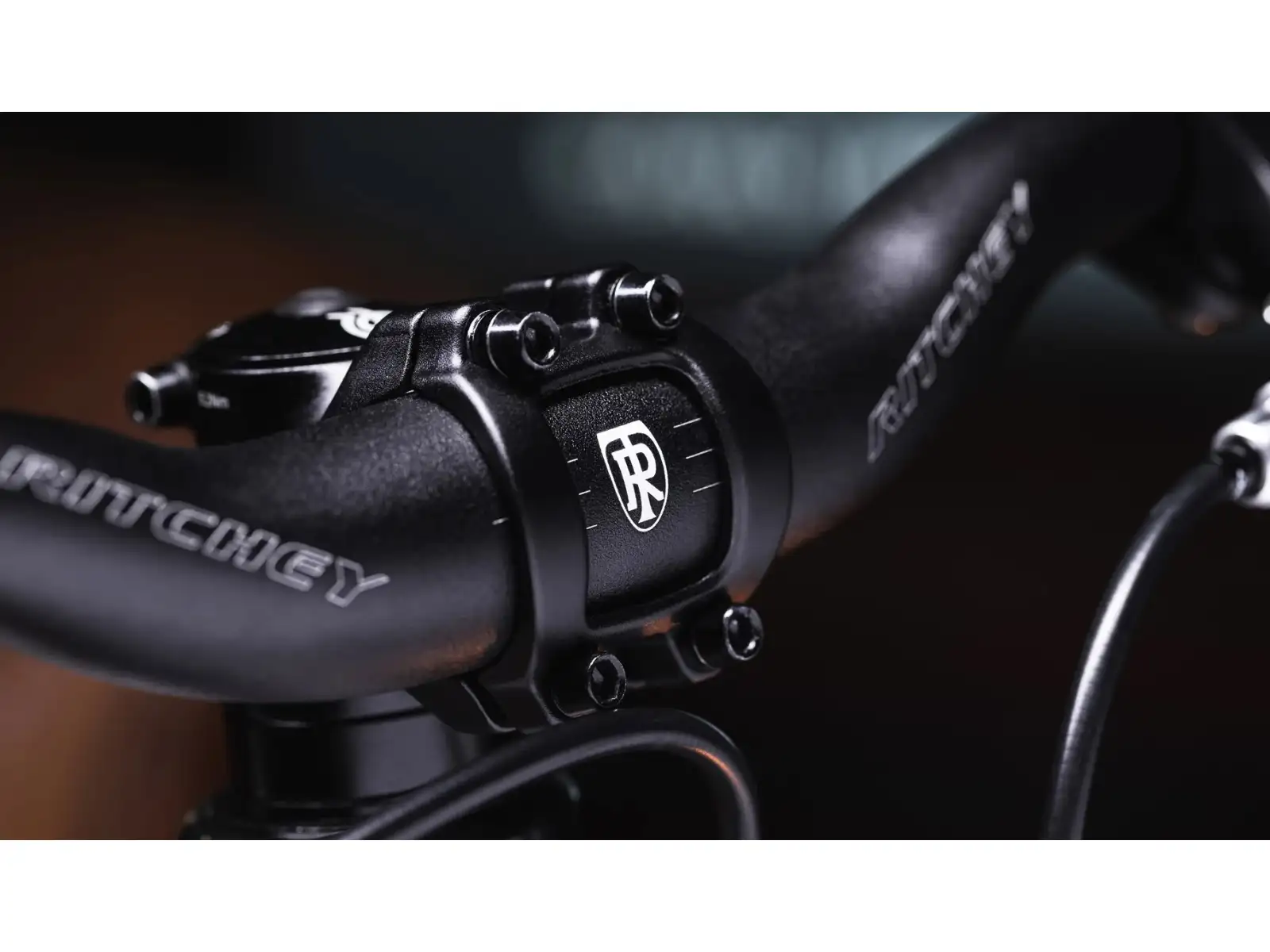 Early Rider Seeker 16 dětské kolo Brushed Aluminium