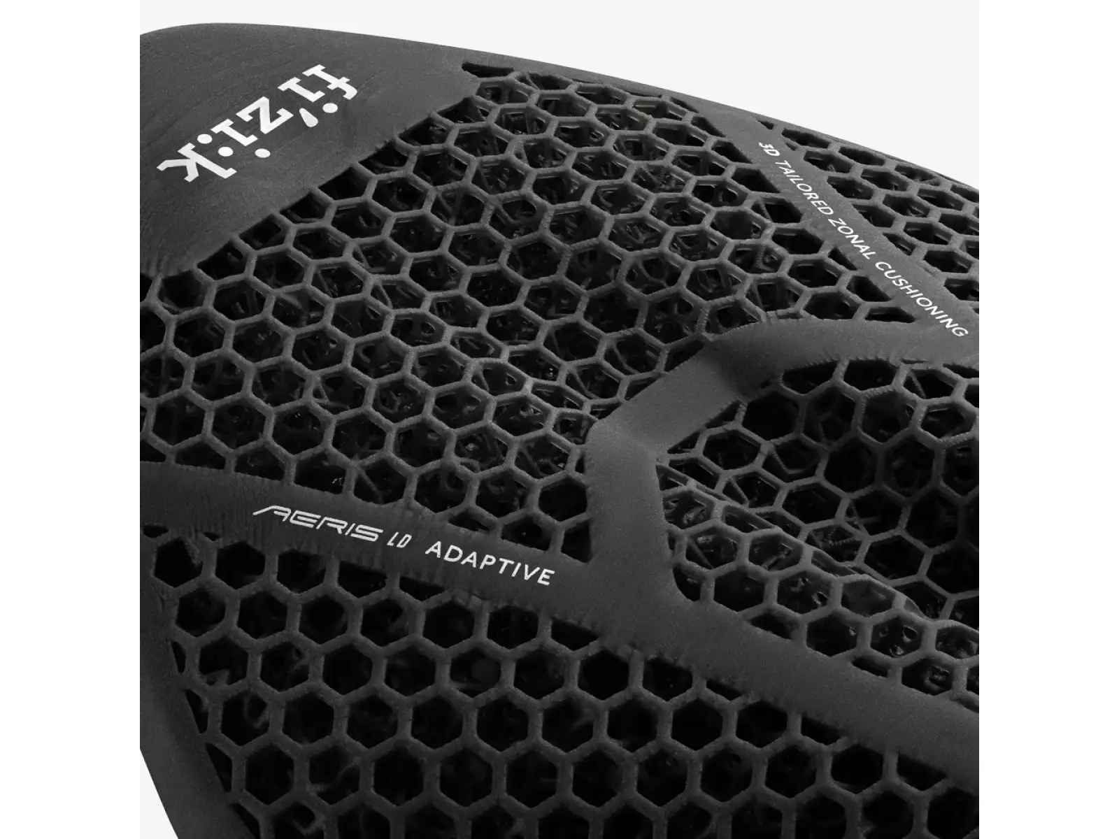 Fizik Transiro Aeris LD R3 Adaptive sedlo 135 mm