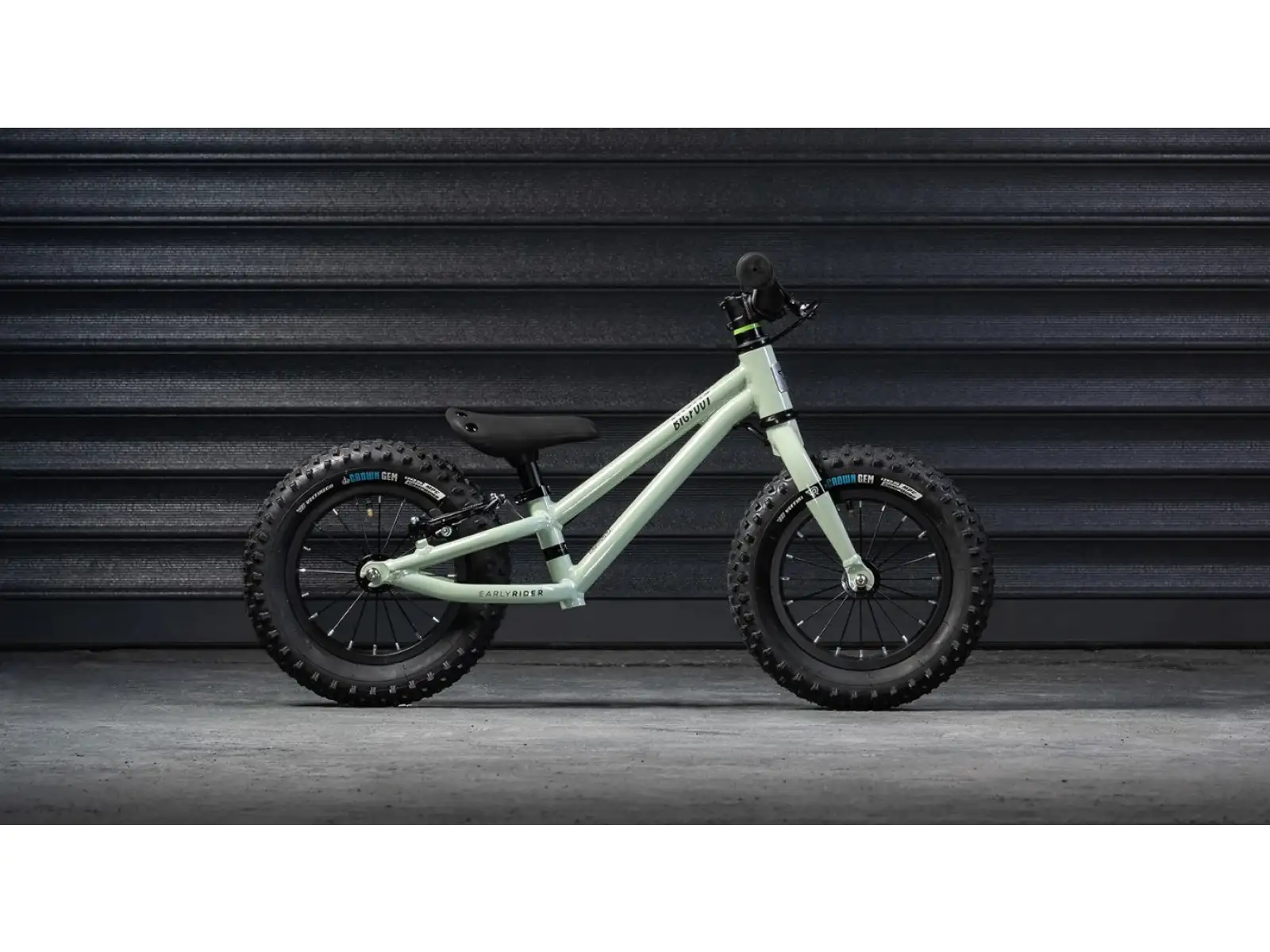 Early Rider Big Foot 12 dětské odrážedlo Sage Green