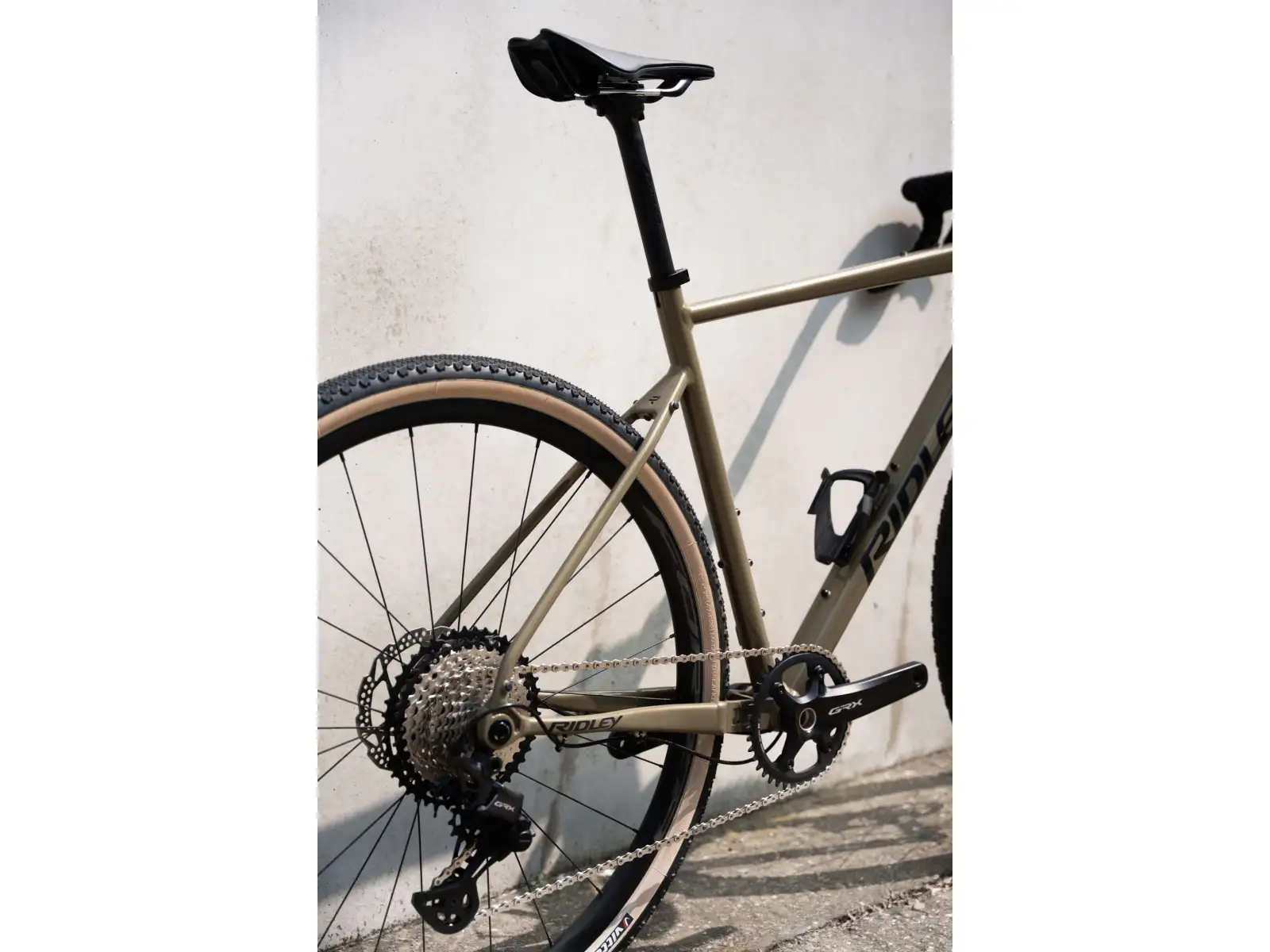 Ridley Kanzo Adventure Alu GRX400 gravel kolo Bronze Green/Black