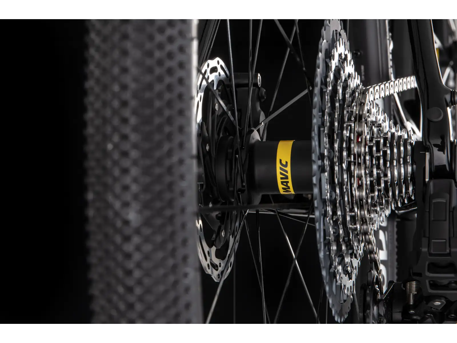 4Ever Grizzly AXS gravel kolo black