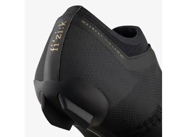 Fizik Vento Vega Carbon silniční tretry Coal Black/Black