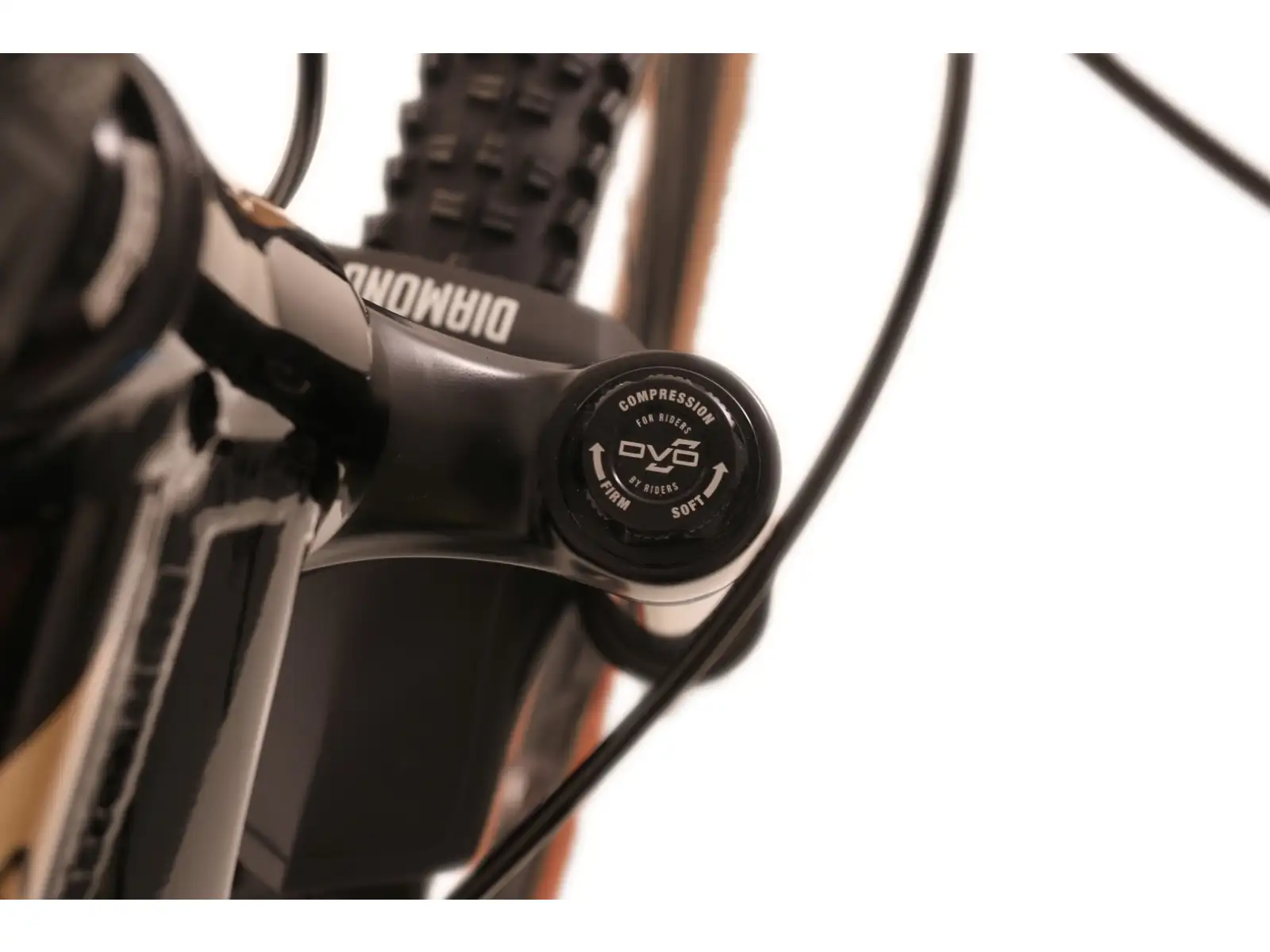 Rock Machine Blizzard TRL 70-29 celoodpružené kolo Black/Sand VZOREK