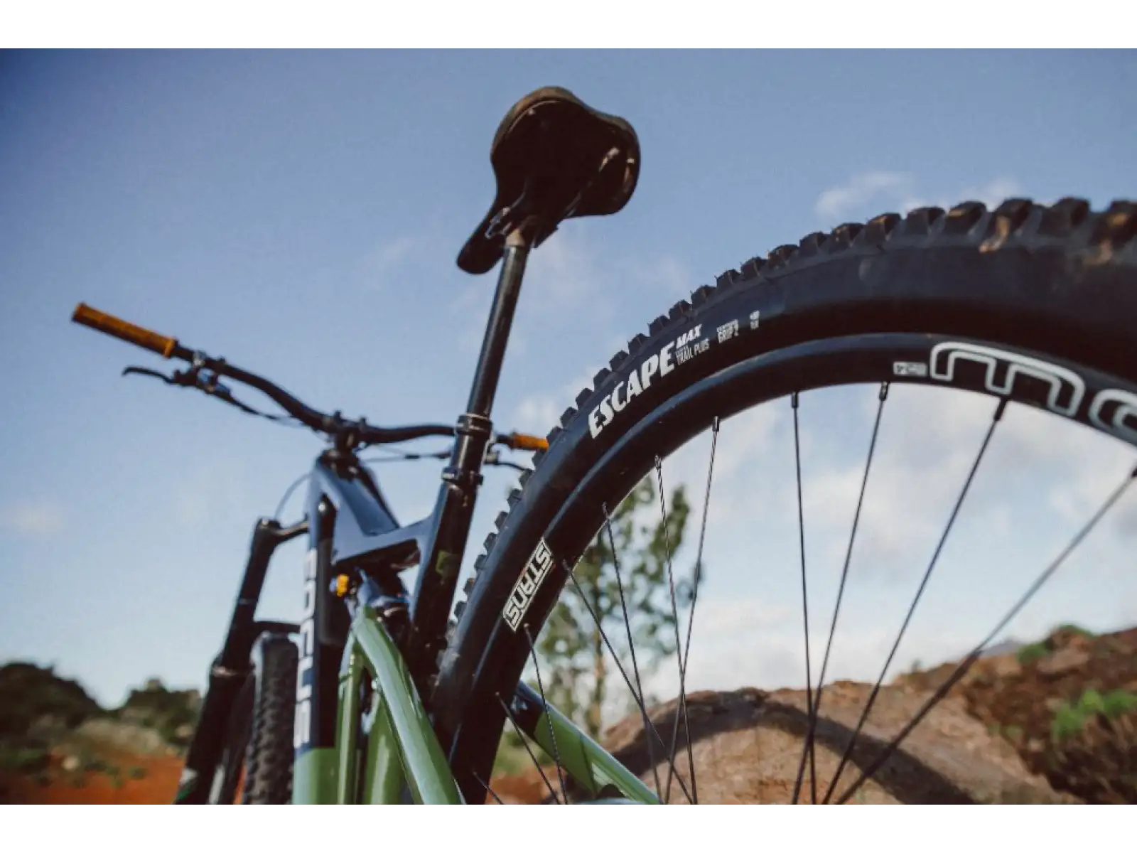 Goodyear Escape Max Trail Plus Grip 2 29x2.4" MTB plášť Black