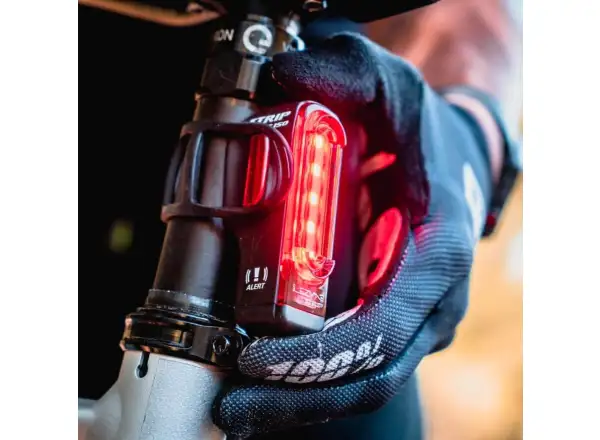 Lezyne Strip Alert Drive zadní světlo black