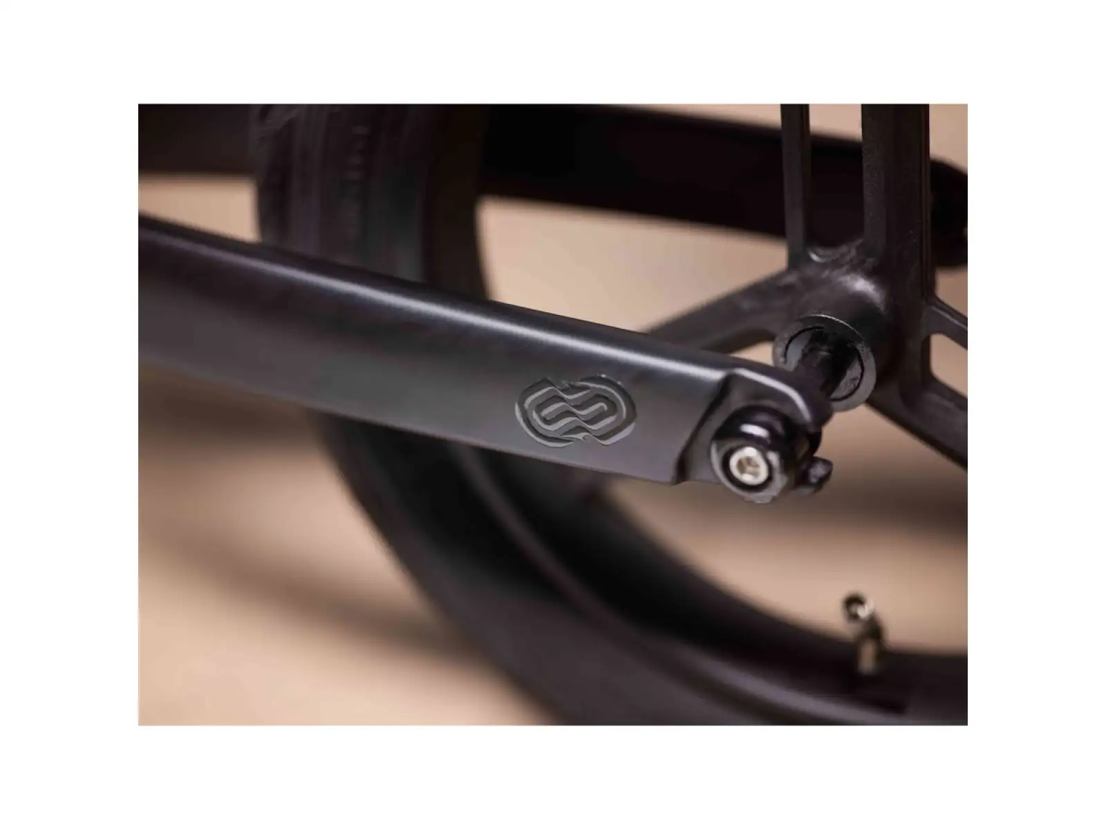 Giant PRE RCARBON PUSH BIKE dětské odrážedlo