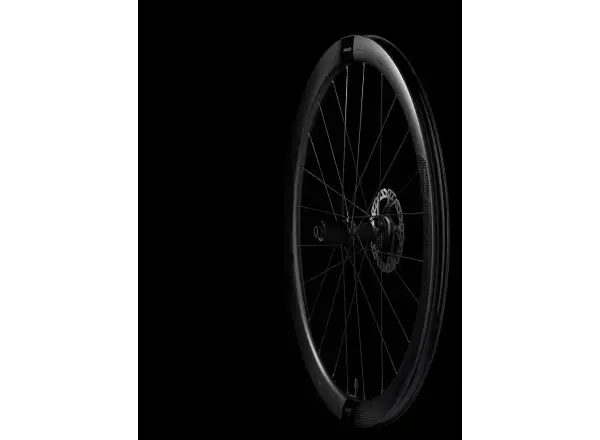 FFWD RYOT44 DT240 2:1 EXP silniční vypletená kola plášťová MattBlack ořech Shimano HG11