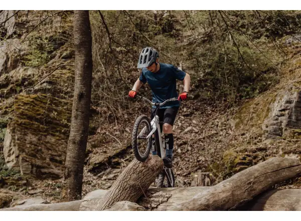Force Trail MTB přilba antracitová