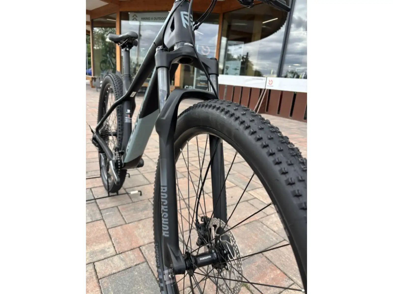 Rock Machine BLIZZ CRB 30-29 horské kolo Black/Grey VZOREK