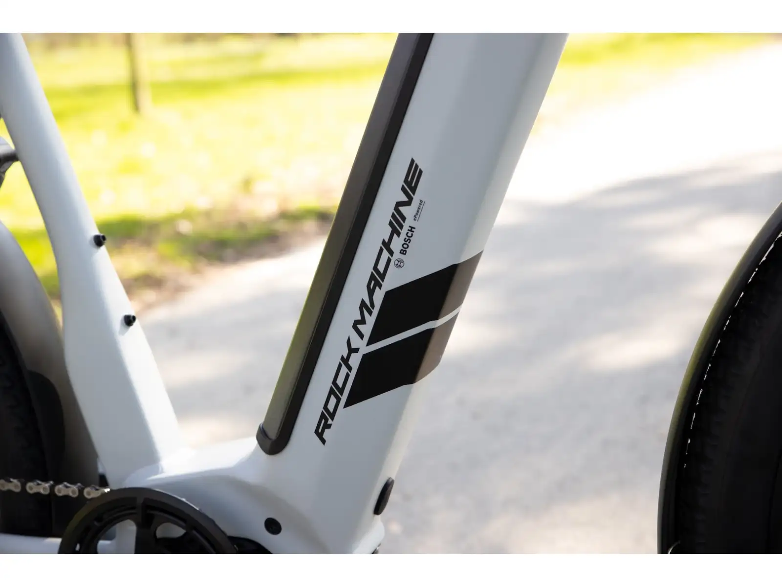 Rock Machine eRokk B70T nízkonástupové elektrokolo Matte Limerock Grey