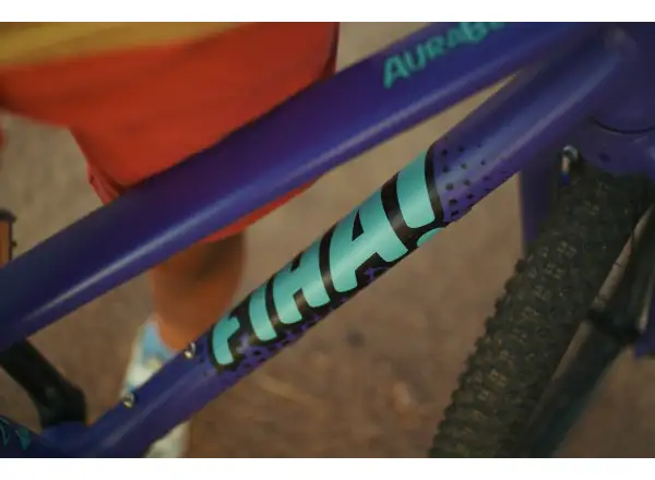 Fíha 24 AuraBlazer dětské kolo fialové
